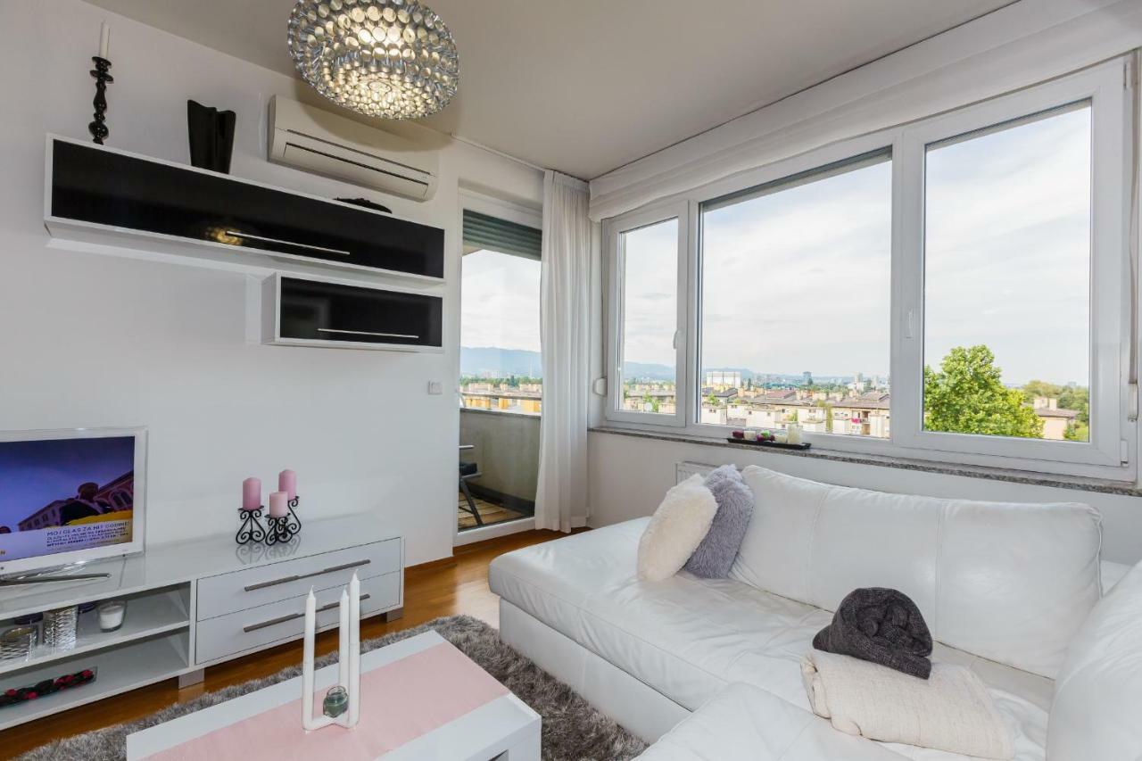 Ella Apartman Apartment *